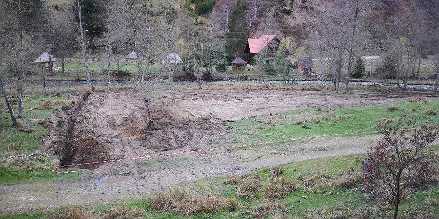 Teren de 2000 mp, în Sătic