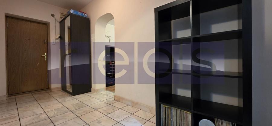Apartament cu 3 camere decomandat, mobilat în Nerva Traian