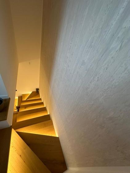 Duplex cu 4 camere cu Garaj în Nord-Est