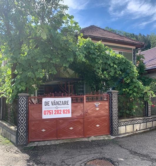 Casă cu Teren 500 Mp în Central
