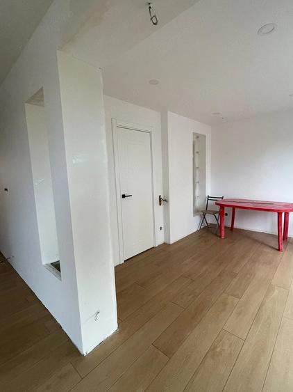 Apartament cu 4 camere în Central