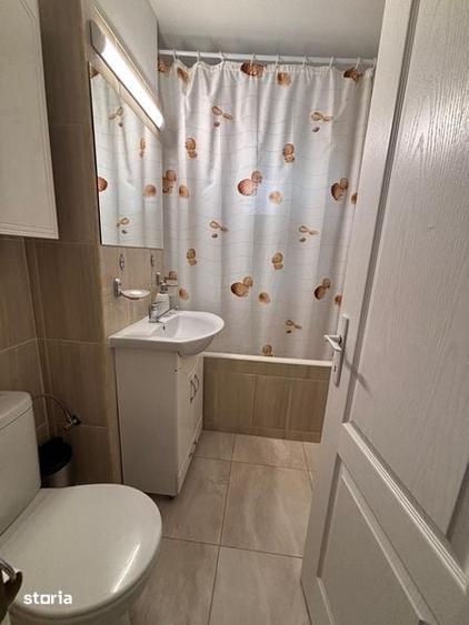 Apartament cu 2 camere decomandat în Micro 17