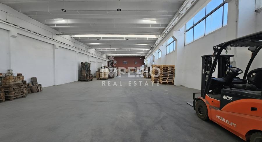 Spațiu industrial, de 2,615 mp, în Iris
