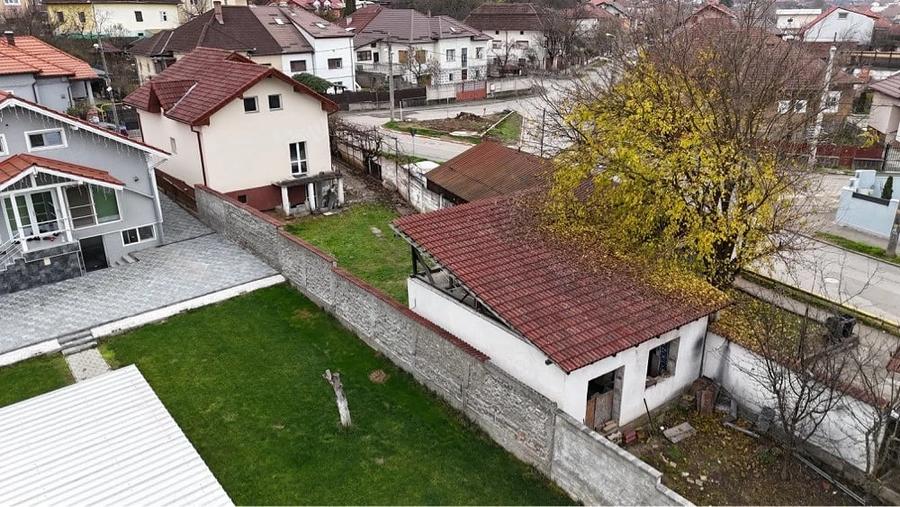 Casă cu 3 camere cu Teren 620 Mp în Central