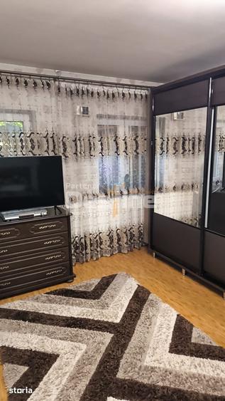 Casa P+E+M + corp secundar , 240 mp teren , 2 garaje , Metrou Bazilesc - 14