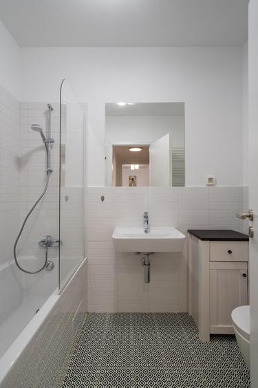 Apartament cu 2 camere semidecomandat, mobilat în Aviației