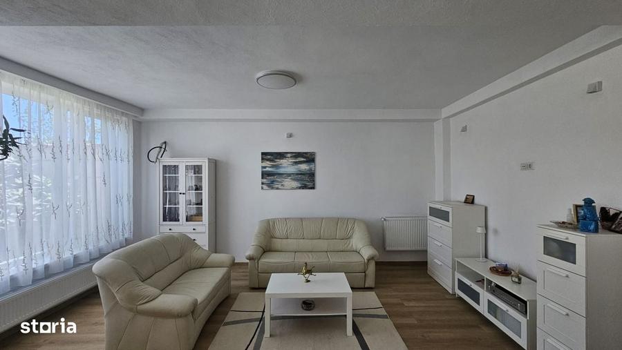 Casă cu 4 camere cu Teren 227 Mp în Central