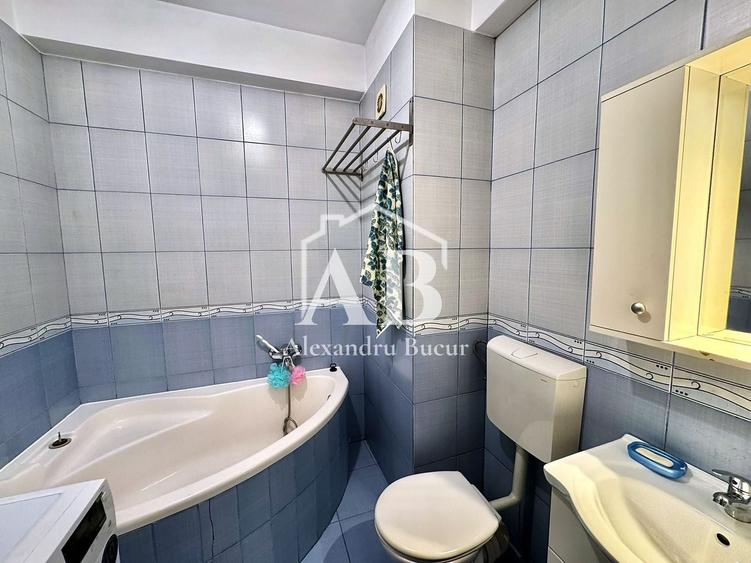 Apartament cu 3 camere semidecomandat, mobilat în Chiajna