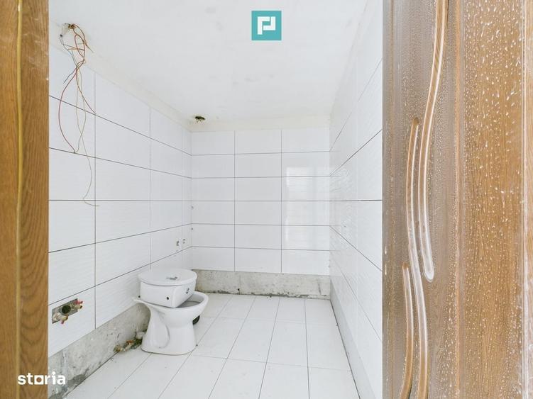Apartament cu 3 camere în Buziașului