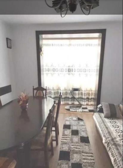 Apartament cu 2 camere semidecomandat în Gara