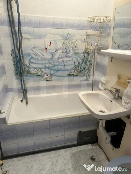 Garsonieră decomandată în Central