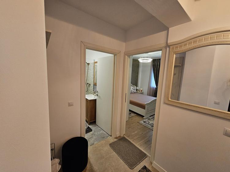Apartament cu 2 camere decomandat în Central