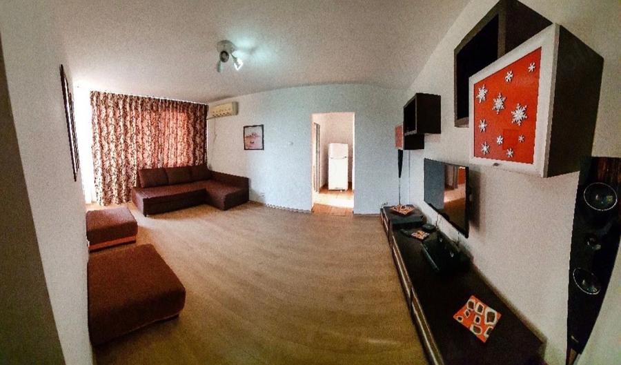 Apartament cu 2 camere semidecomandat în Tineretului