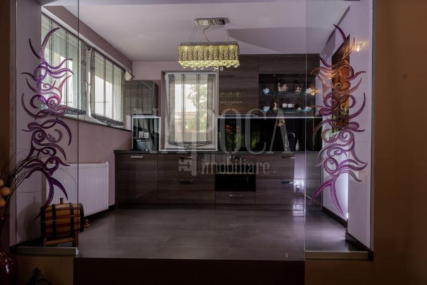 Casă individuală cu 6 camere cu Canalizare în Iris