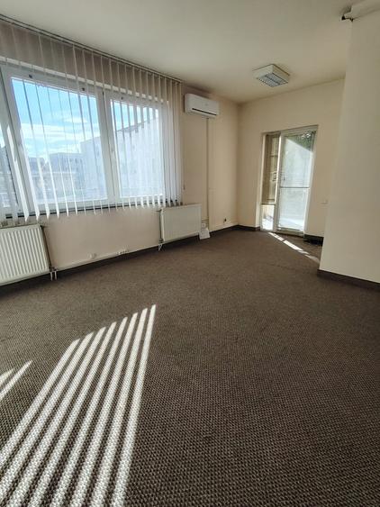Birou, de 490 mp, în Zorilor