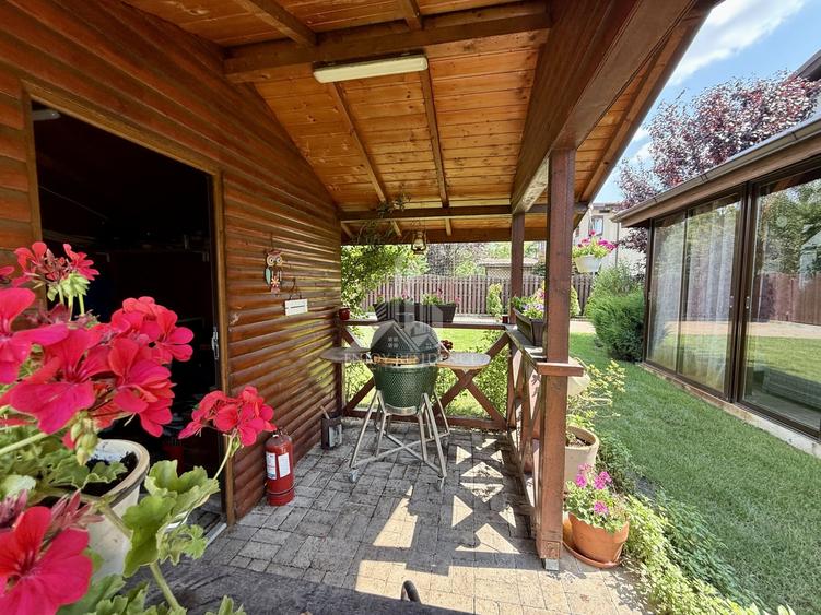 Casă individuală cu 5 camere cu Teren 427 Mp în Domnești