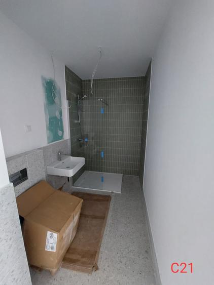 Apartament cu 2 camere decomandat în Sisești