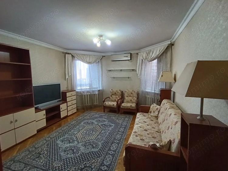 Apartament cu 2 camere decomandat în Crângași