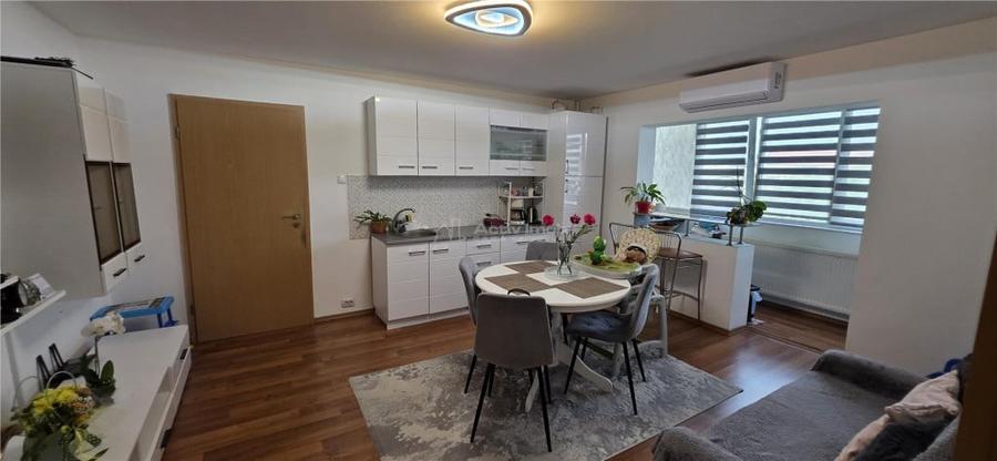 Apartament cu 2 camere decomandat în Șagului