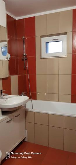 Particular, inchiriere ap. 2 camere, vizavi metrou Titan - 5
