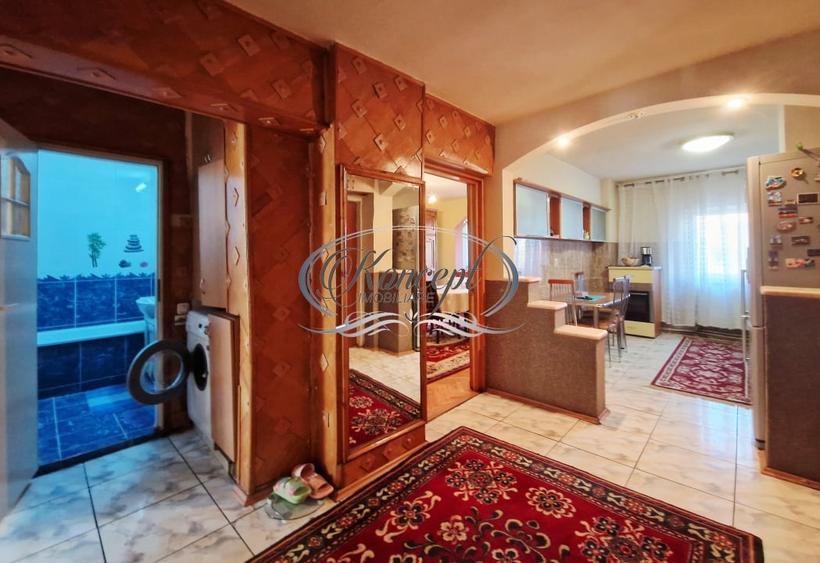 Apartament cu 3 camere decomandat, mobilat în Mănăștur