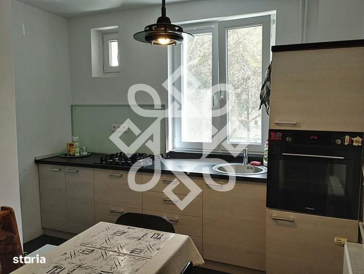 Apartament cu 3 camere semidecomandat în Rogerius