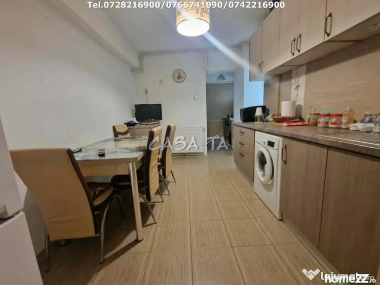 Apartament cu 4 camere decomandat în Central