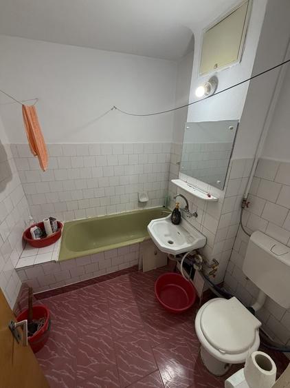 Apartament cu 3 camere în Republicii