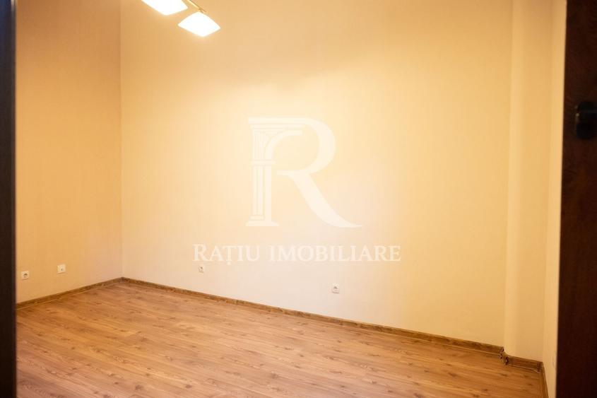 Apartament cu 2 camere decomandat în Ultracentral
