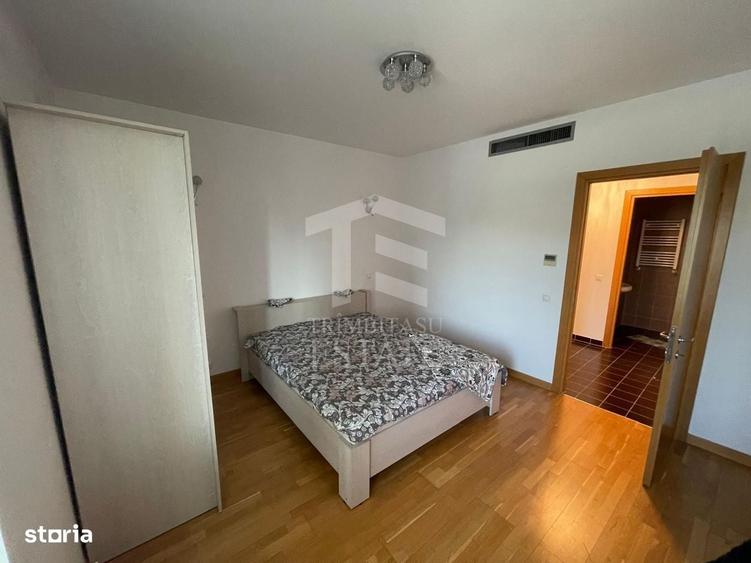 Apartament cu 3 camere în Splaiul Unirii