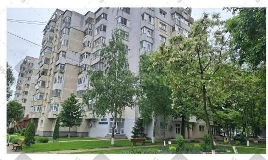 Apartament cu 4 camere, mobilat în Păcurari
