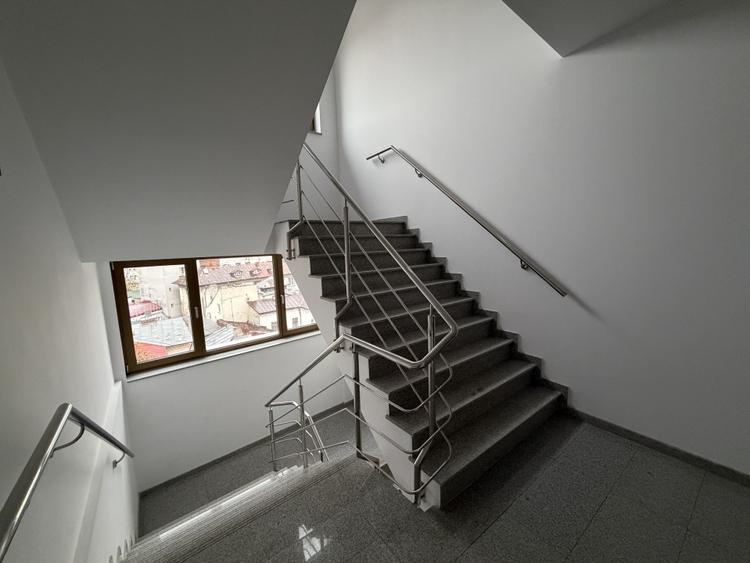 Spațiu comercial, de 126.31999969482 mp, în Unirii