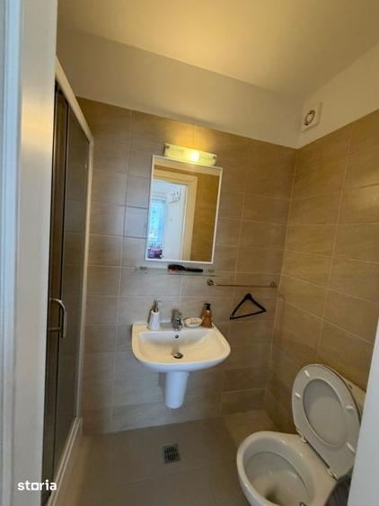 Apartament cu 3 camere, mobilat în Central