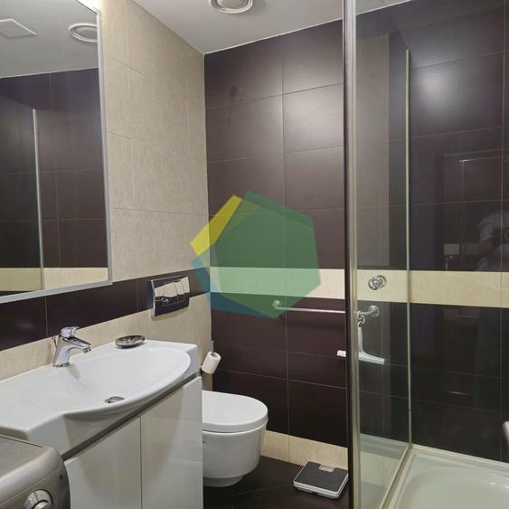 Apartament cu 3 camere, mobilat în Nord