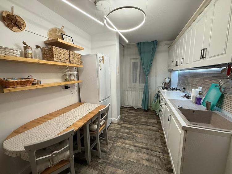Apartament cu 2 camere semidecomandat în Central