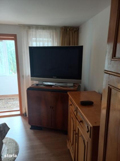 Casă cu 3 camere cu Teren 900 Mp în Bârsești