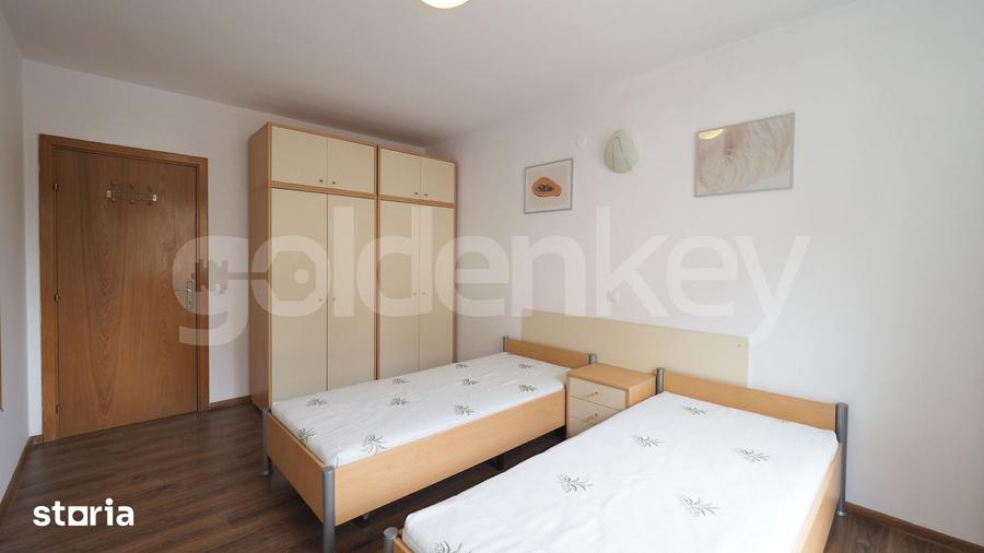 Casă cu 5 camere cu Teren 180 Mp în Băneasa