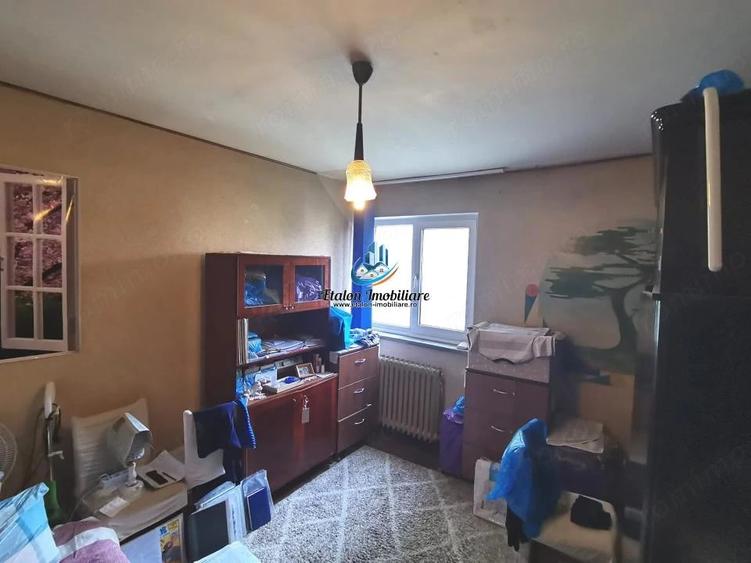 Apartament cu 2 camere decomandat în Mărăței