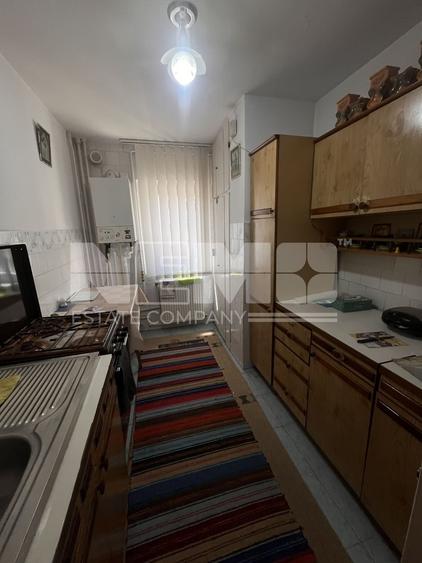 Apartament cu 3 camere, mobilat în Burdujeni