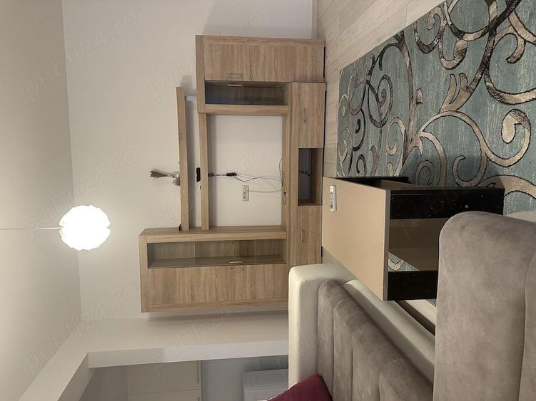 Apartament cu 2 camere decomandat în Giroc