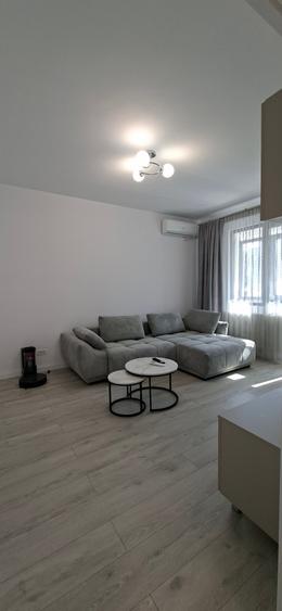 Apartament cu 3 camere decomandat în Bucureștii Noi