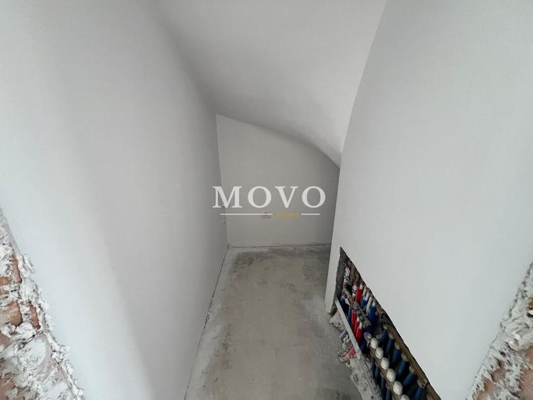 Duplex cu 4 camere cu Teren 330 Mp în Giroc
