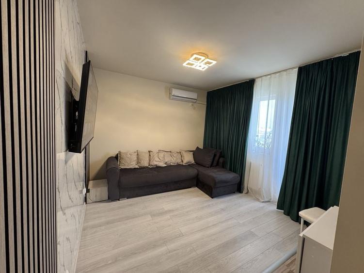 Apartament cu 2 camere semidecomandat în Central