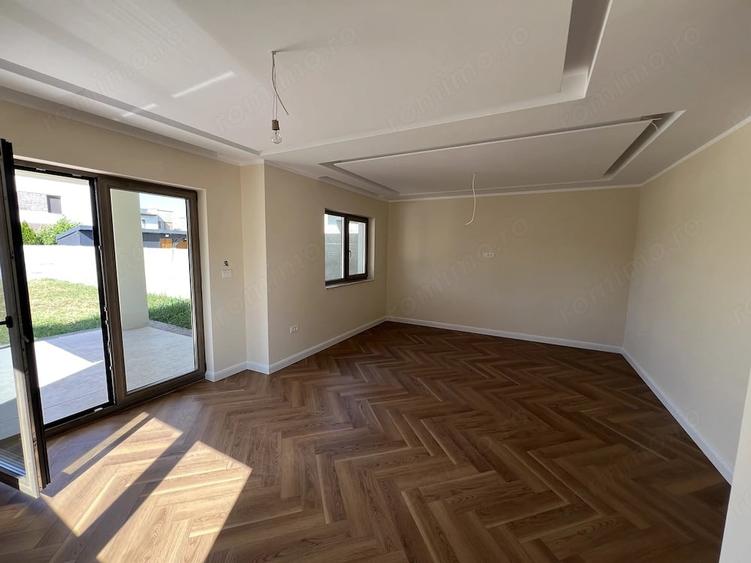 Casă cu 4 camere cu Teren 333 Mp în Giroc