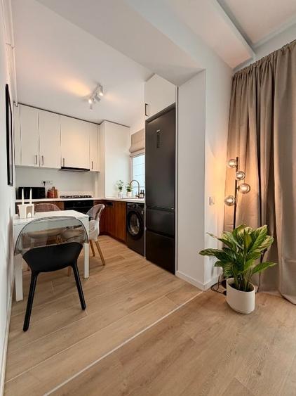 Apartament cu 2 camere decomandat, mobilat în Central