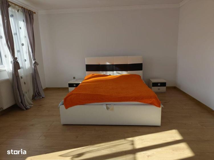 Casă cu 4 camere cu Teren 560 Mp în Joița