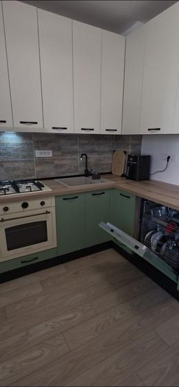 BUCURESTI -GROZAVESTI Regie Residence-Garsoniera premium de inchiriat str.Economu Cezarescu - 7