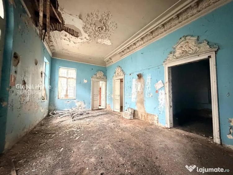 Casă cu 20 camere cu Teren 566 Mp în Unirii