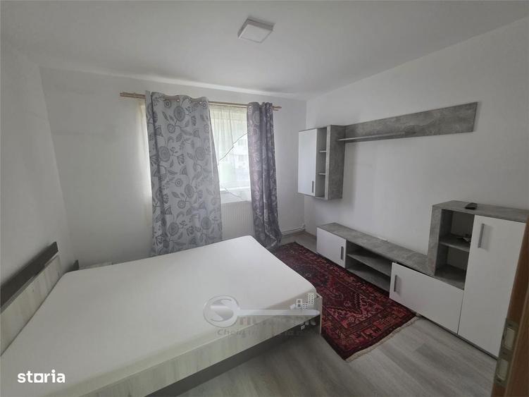 Garsonieră decomandată în Central
