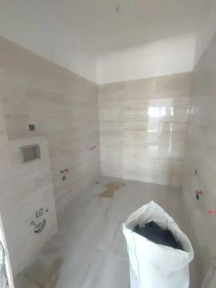 Apartament cu 2 camere decomandat în Theodor Pallady